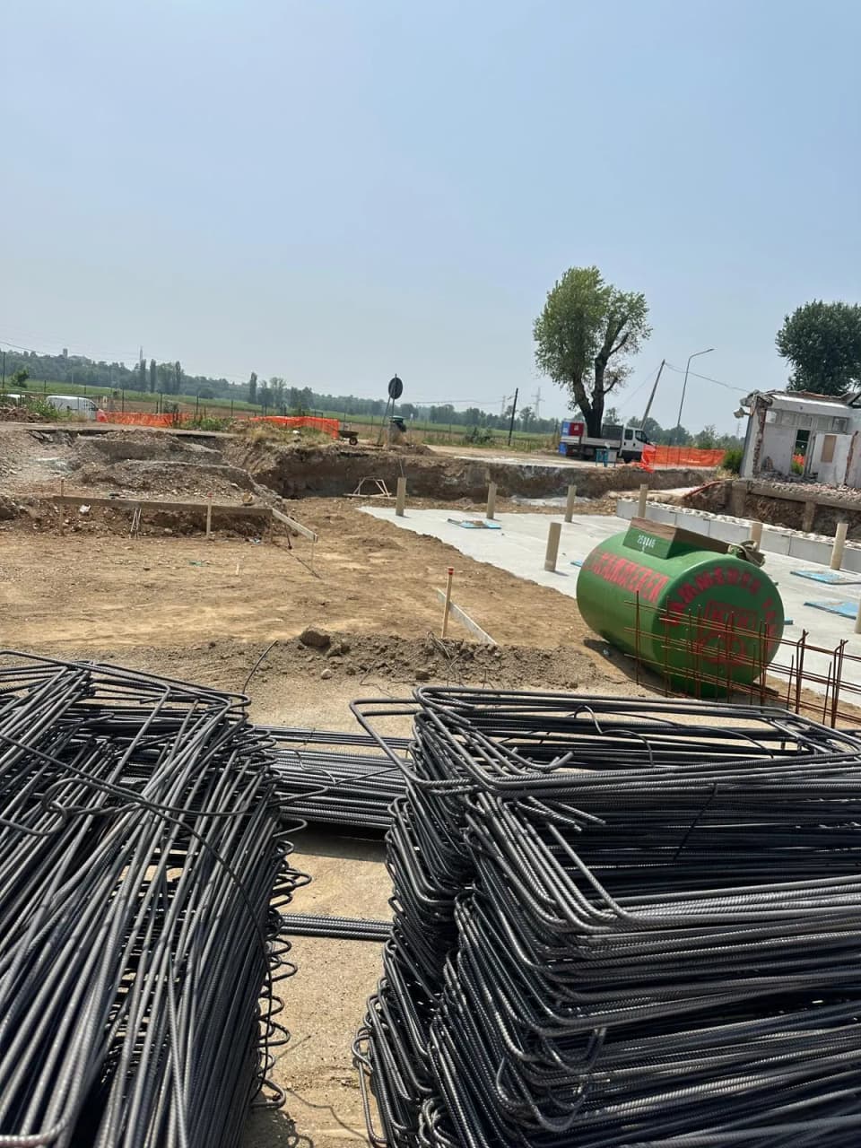 Eni · Excavation and fuel tank installation · From construction to finishes 4